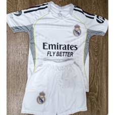 Dečiji dres Real Madrida 2025-2026